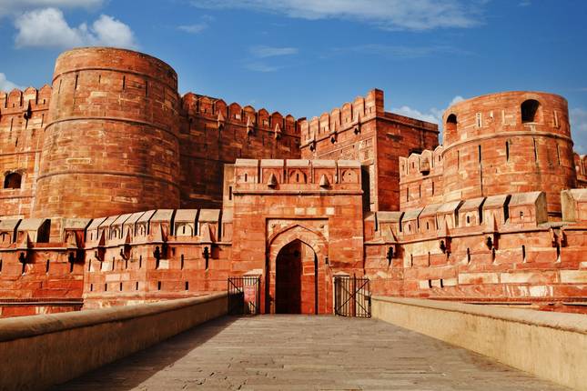 Fabulous Royal Feel Golden Triangle Tour with Jodhpur and Udaipur All I inclusive