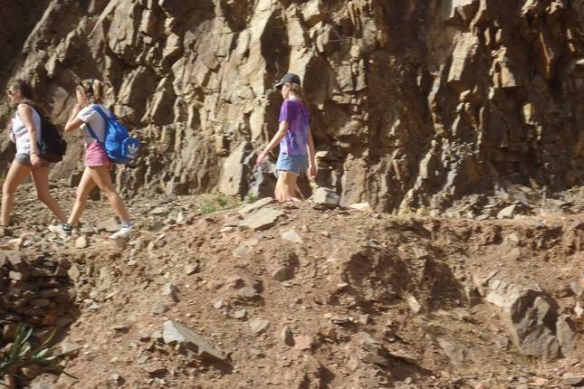 Berber Villages Hike & Mountain Trek 4 Days & 3 Nights