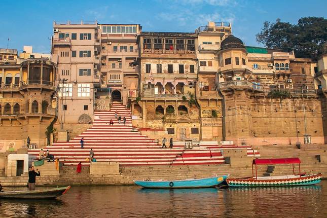 Luxury Golden triangle tour with Varanasi