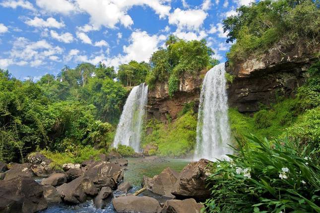 Iguazu Falls Adventure 4D/3N (Puerto to Foz)