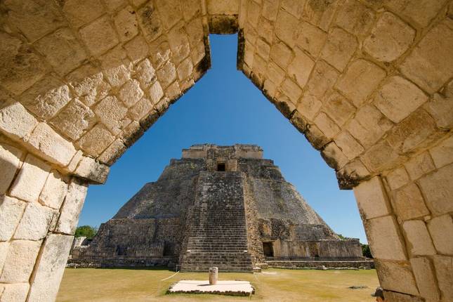 Premium Mexico in Depth (18 destinations)