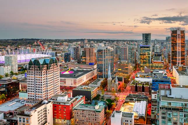 Iconic Rockies and Western Canada (With 7 Days Cruise, Inside Cabin)
