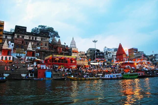 3 Days Varanasi Exclusive Spiritual Tour with 4 Star Hotel