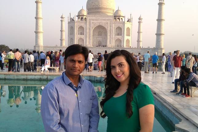 Enchanting 8 days tour of India with Taj mahal