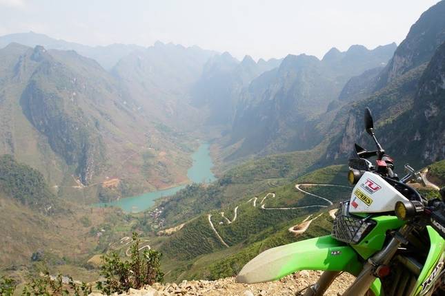 Amazing Hanoi - Ha Giang Loop by Motorcycle -  Ninh Binh and Ha Long Bay (8 Days 7 Nights)