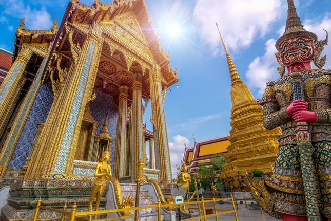 27 Days Indepth Vietnam & Thailand Tour (private guide & driver)
