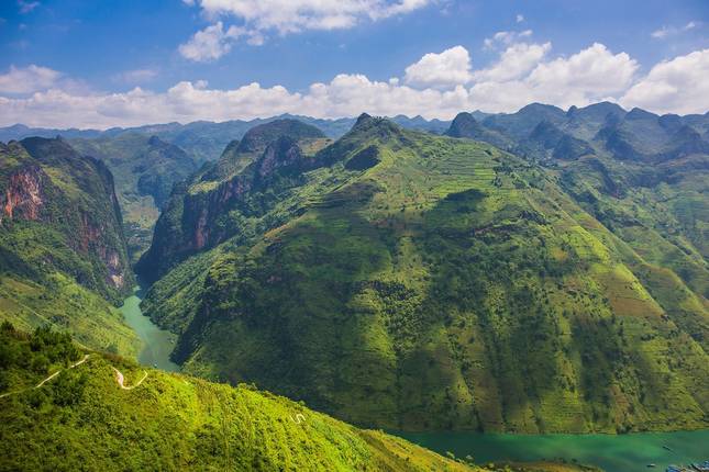 The Karst Geopark - 4 days 3 night Private Tour