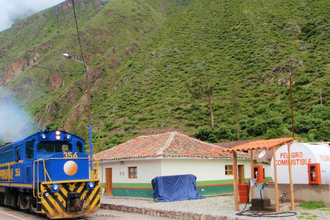 Peru: Machu Picchu and Lake Titicaca  (Lima to Puno) (2025)