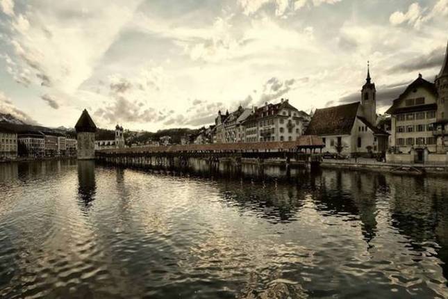 6 Day Trip to Switzerland (Stay in Zurich and Lucerne)