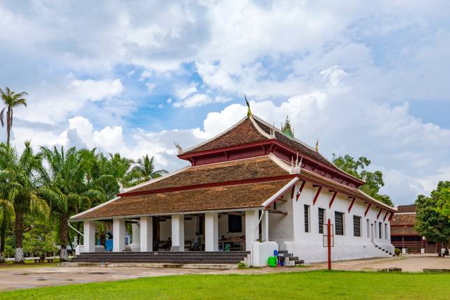 10 Days Enjoy the Beauty of Indochina including Vietnam, Laos, and Cambodia
