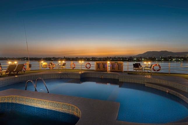 Classic Nile cruise with Steigenberger Regency