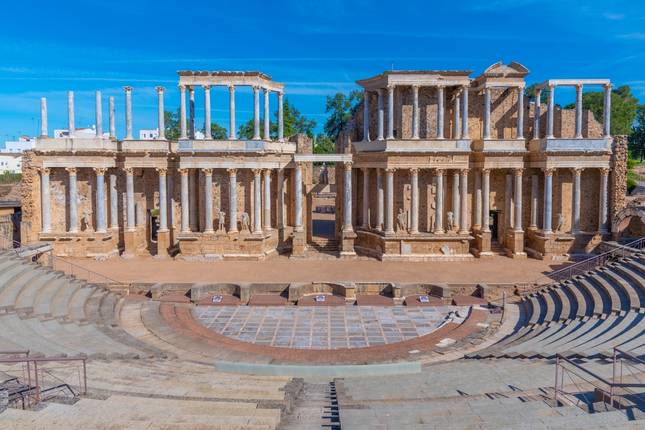 Great Iberian Route (17 destinations)