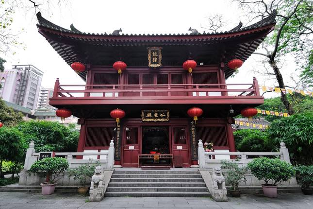 Golden Triangle and South of China end Hong Kong (16 destinations)