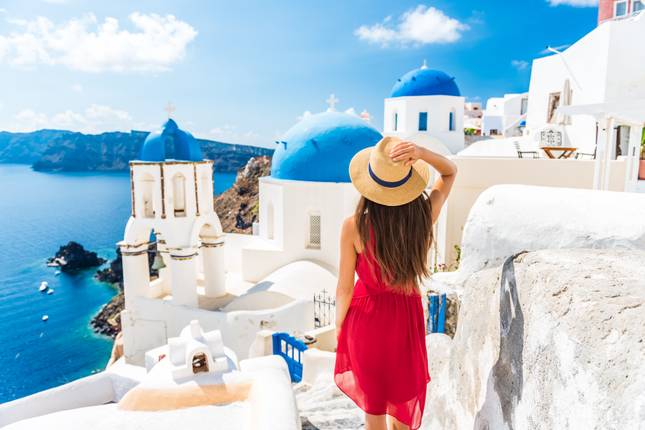 Island Hopping Crete & Santorini: From Hidden Places to White Villages
