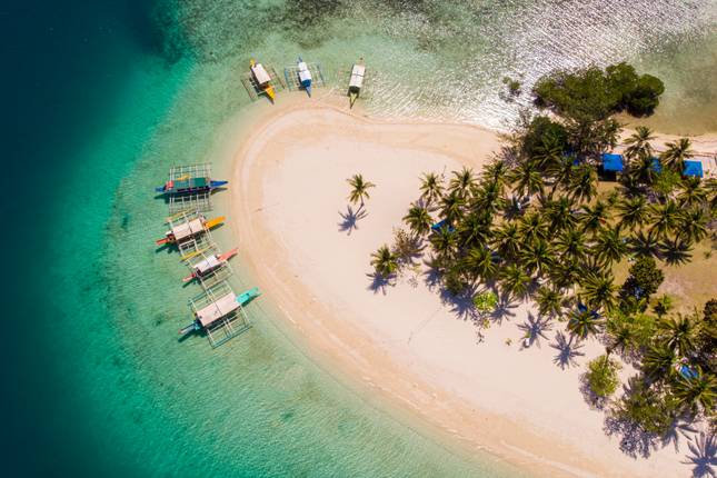 Philippines Bucket List: Island Hopping to Bamboo Hut