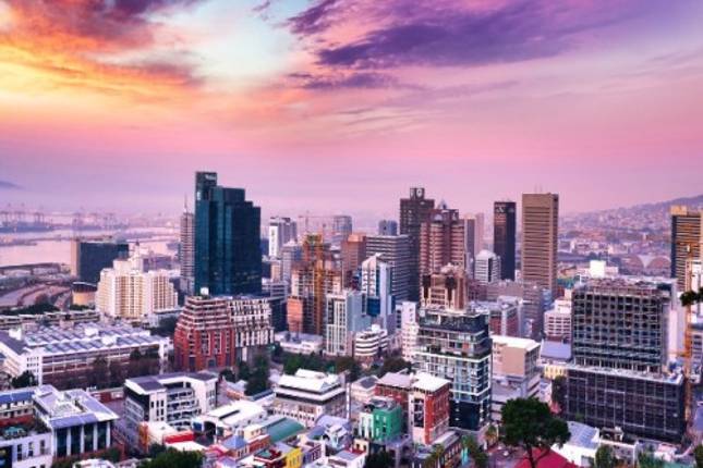 Luxury Southern Africa: A Once-in-a-Lifetime Cruise, Rail, and Tour Experience