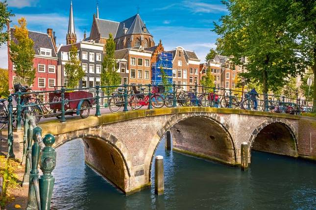 The Treasures of North - Through two extraordinary countries: Belgium and The Netherlands (port-to-port cruise)