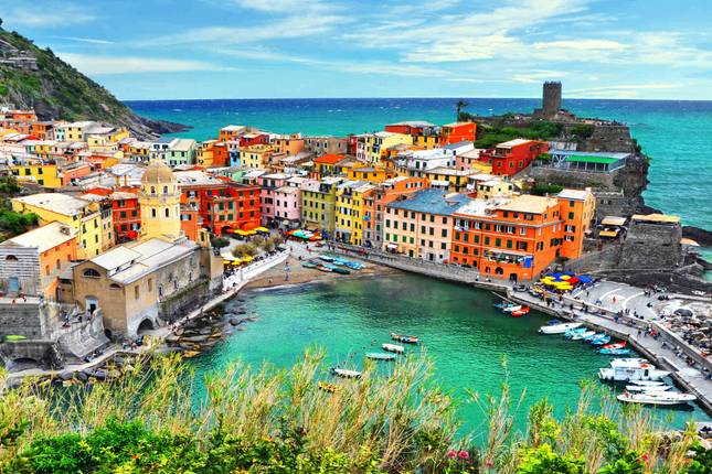 Bernina Train, St. Moritz, Lake Como, Bellagio, Verona, Sirmione & Cinque Terre - 6 Days