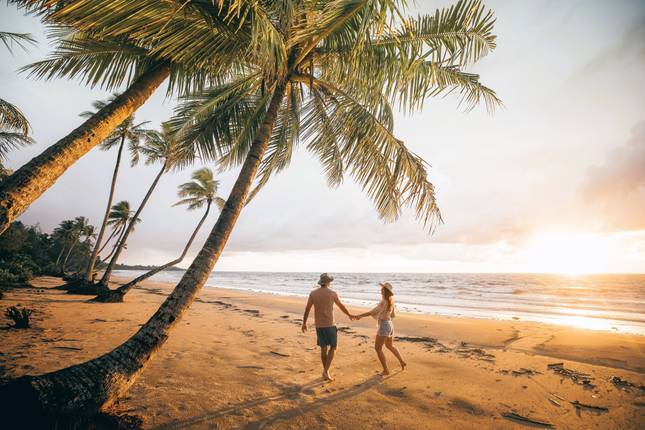 Great Barrier Reef & Whitsundays 9 Day Comfort Tour with Daintree Rainforest (Brisbane to Cairns)