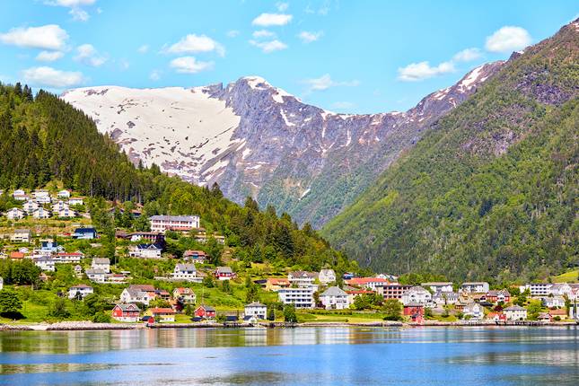 Magic of the Fjords Encompassed - 12 days