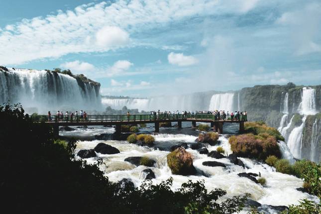 Along the Amazon and the Rio Negro - An Exclusive Cruise through Pristine and Hidden Nature - Rio, vibrant and timeless, and an exceptional stay at Iguazu Falls (port-to-port cruise)