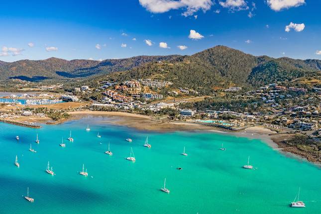 Sydney, Uluru & the Great Barrier Reef - Cruise & Land Journey