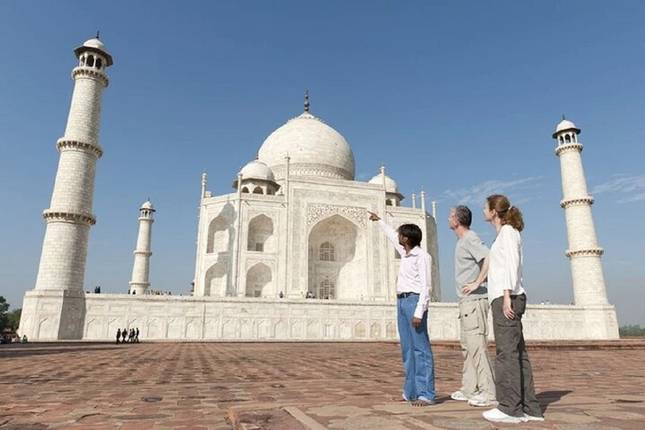 Jenseits des Taj Mahal: Verborgene Mogulgräber in Agra – All-inclusive Rundreise