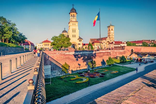 Premium Prague to Bucharest (25 destinations)