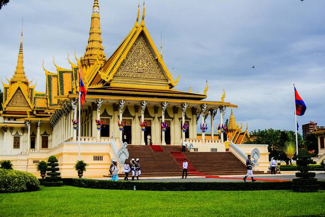 Festive Cambodia Escape: Christmas & New Year Among the Wonders of Angkor Tour