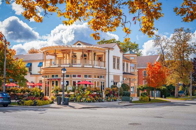 Essential East Coast and Unmissable West (30 destinations)