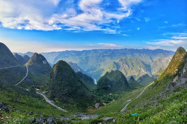 Ha Giang Easy Rider Adventure: 2 Days of Wild Nature & Hidden Cultures Tour