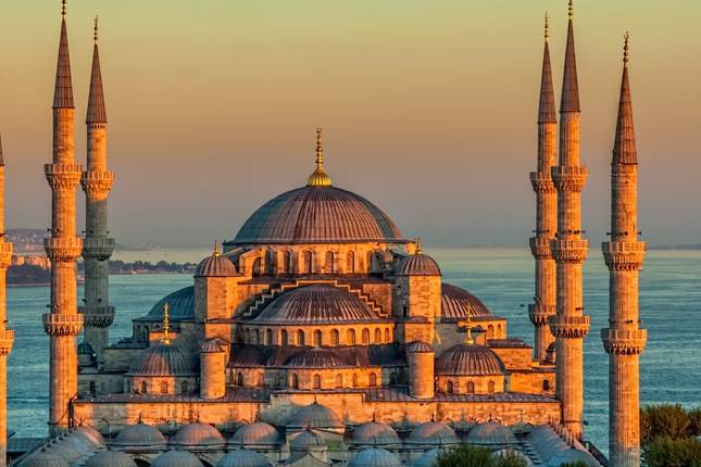 Turkey: Baths & Bazaars