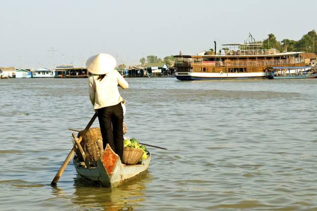 From Siem Reap to the Mekong Delta (port-to-port cruise)