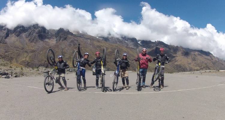 Machu Picchu Jungle Trek 4D/3N (Biking, Zip-Line & Huayna Picchu) - Bamba Experience