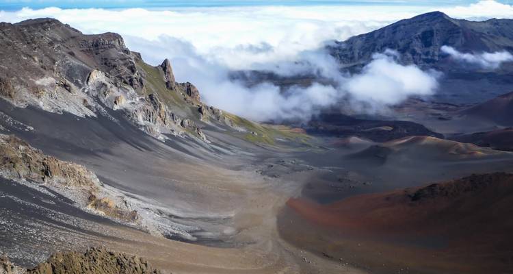 Hawaii Islands Adventure (from Honolulu to Puaa Kaa State Wayside) - Exodus Travels