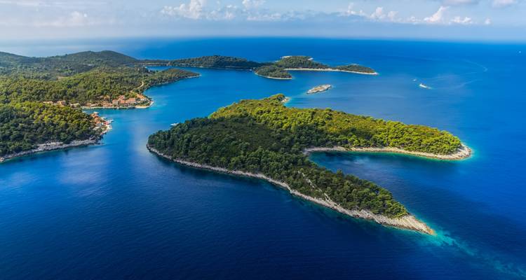 Southern Adriatic Pearls Cruise (MB Otac Nikola) - Gulliver Travel