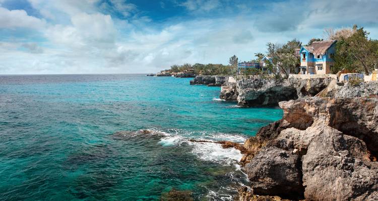 Jamaica Encompassed (5 destinations) - G Adventures