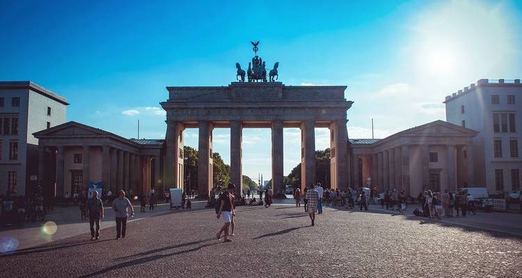 Scandinavia & Russia Plus (Start Copenhagen, End Berlin, 23 Days) - Contiki
