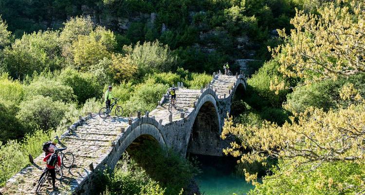 Zagoria and Metsovo MTB tour - Rafting in Aracthos River: rafting-in-aracthos, Travel Dates: - Travel'n'Cycle