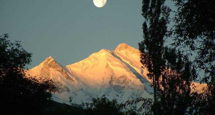 Karakoram Highway and Hunza Shangri-La, Pakistan - Penguin Travel
