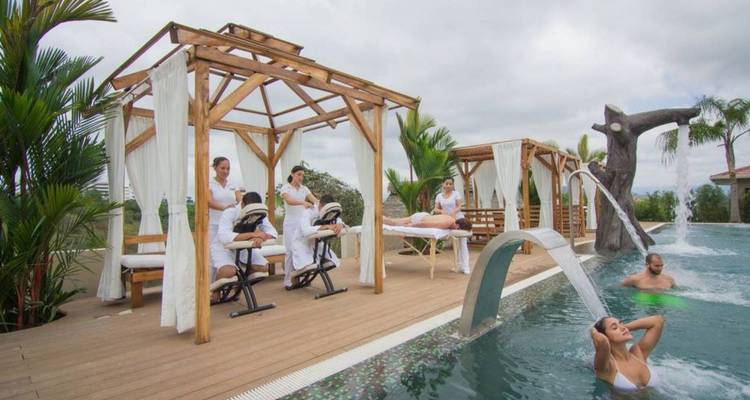 Hillary Resort 2 noches 3 dias desde Guayaquil - BM Tours