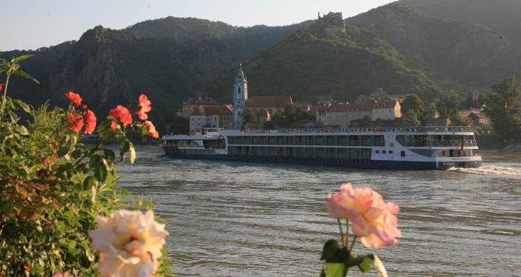 Paris to Normandy 75th Anniversary of D-Day WWII Remembrance & History with 3 Nights Venice & 3 Nights Rome - Avalon Waterways