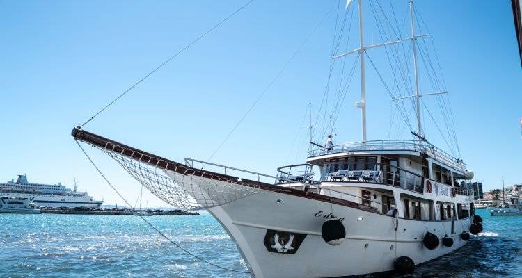 Budget Adriatic Cruise M/S EDEN from Split to Split (A100) - Atlas Ambassador