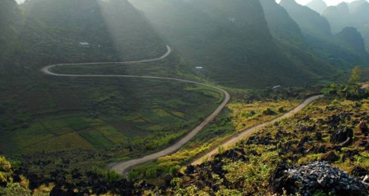 Ha Giang Motorbike Tour 3D4N - Zonitrip- Adventure Vietnam Tours