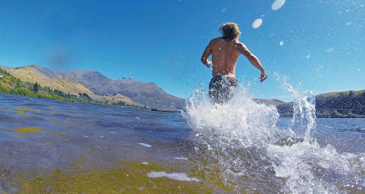 'Sweet As' South (15 destinations) - Contiki