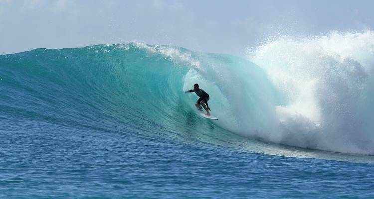 Beaches And Reefs With Sailing (14 Days) - Contiki