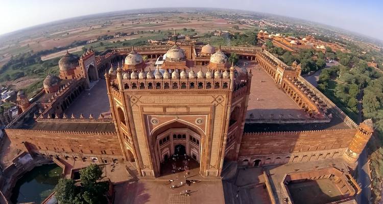 Luftaufnahme von Buland Darwaza in Fatehpur Sikri.