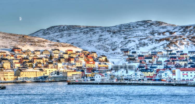 Northern Highlights & the Arctic Circle - Cosmos