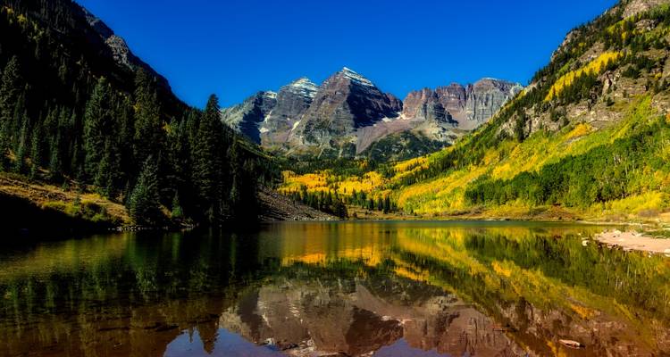 Rocky Mountain Discovery with Rail - Cosmos