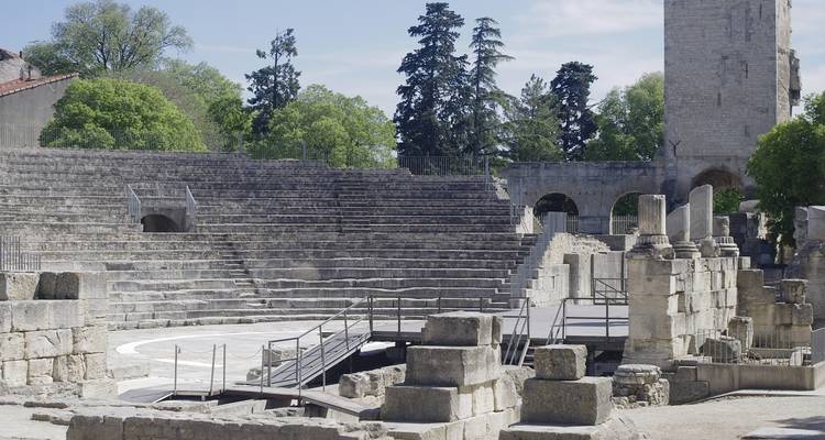 Rhine & Rhône Revealed with 1 Night in Marseille, 3 Nights in Paris & 3 Nights in London (Northbound) 2020 - Avalon Waterways